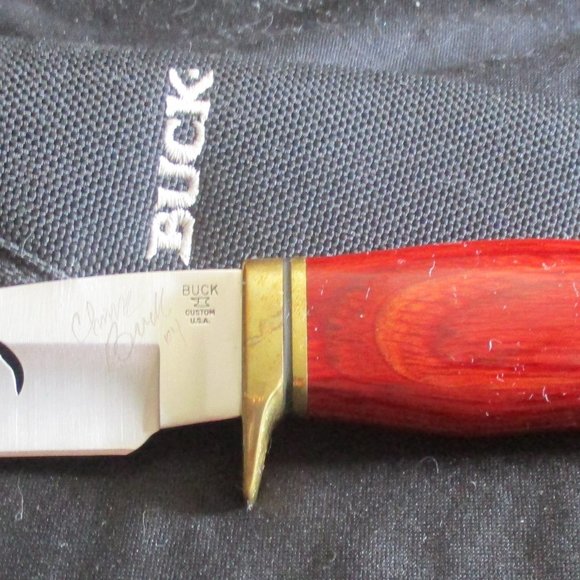 Signed 2004 Custom Buck Hunting Gut Hook Knife w/Sheath by J Buck & Chuck Buck - Picture 2 of 7